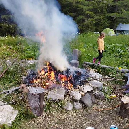 ловна в рила بيت خشبي بانيشيست